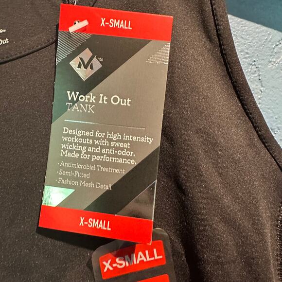 NWT Member's Mark X-Small Work it Out Tank Crop Ladies Black Fitted Running Gym - Picture 7 of 7